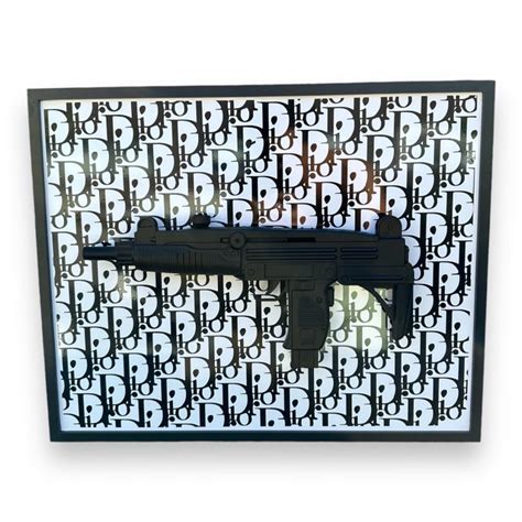 dior gun
